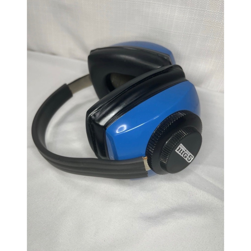 Big 5 Sporting Goods Hearing Protection Earmuffs BlueBlack Shooting Range Safety